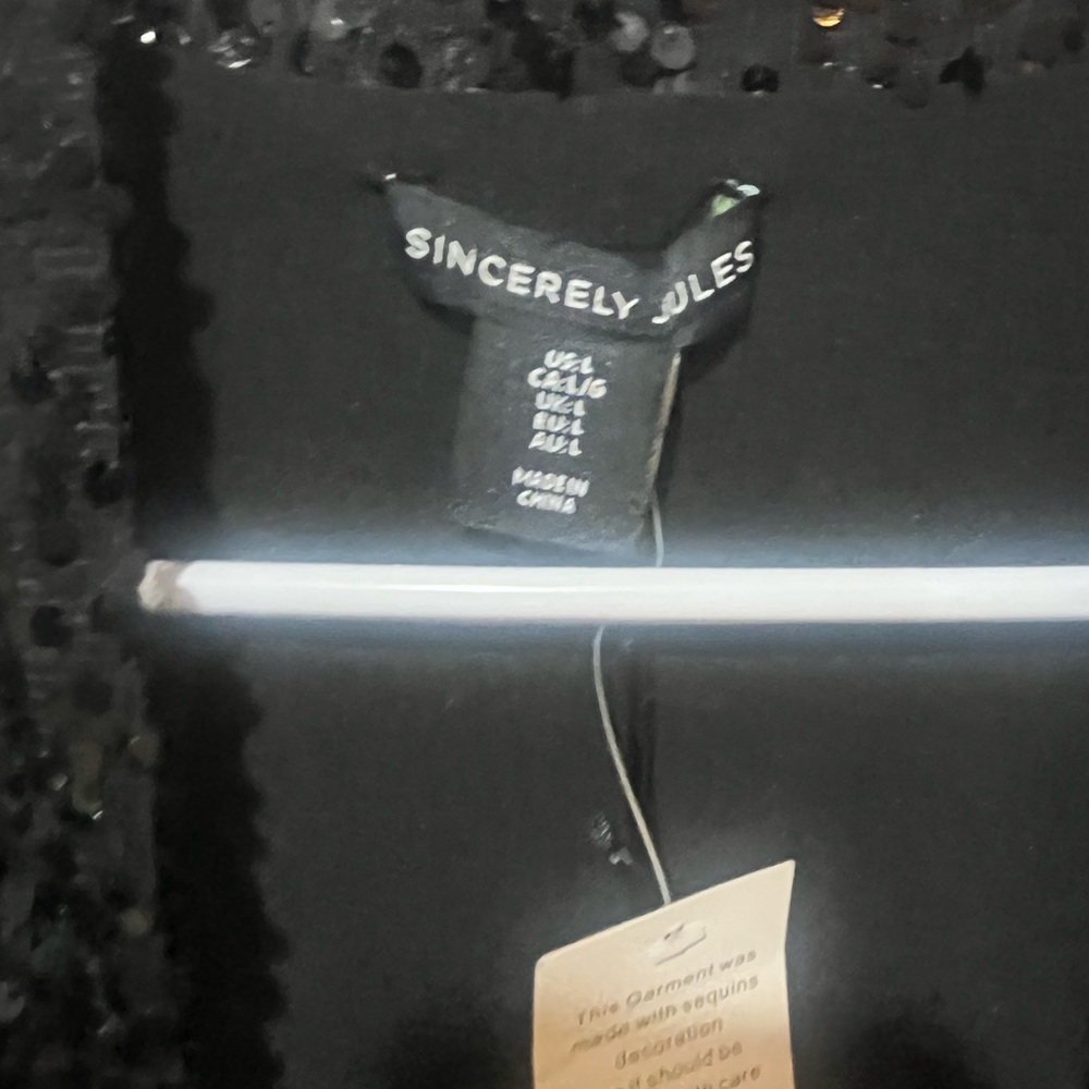 Long sequence blazer. - Picture 7 of 9